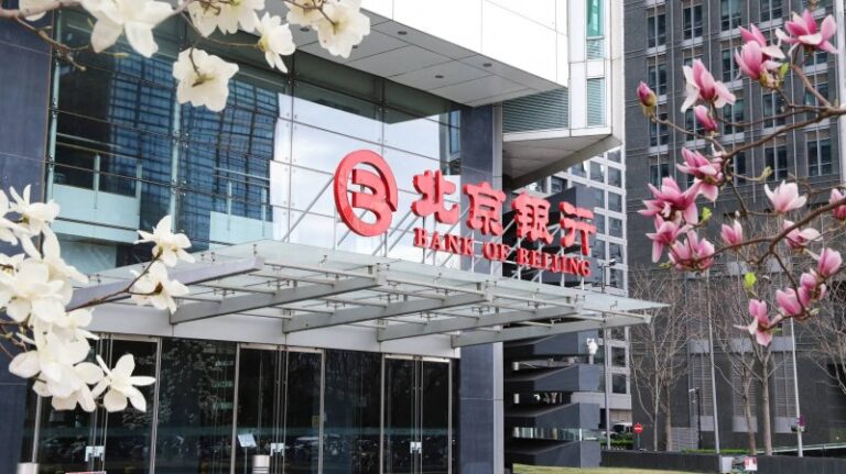 號稱「不依賴海外供應鏈」！龍芯 3C6000 系列處理器登場
